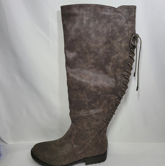 Maurices Layla WC Boots - Picture 10 of 12